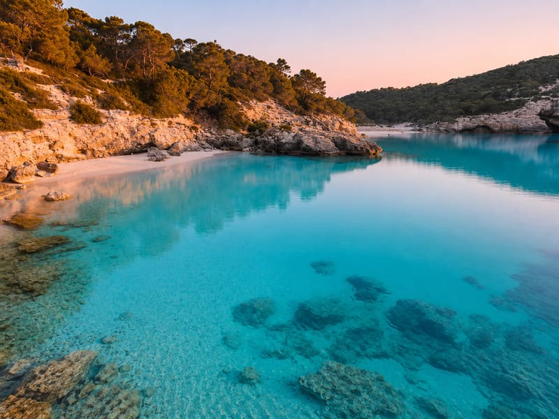 Cala Mitjana en barco